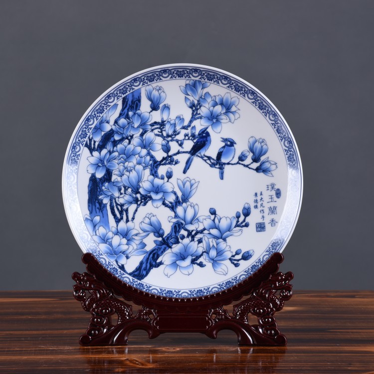 瓷器工艺品摆件 青花瓷陶瓷装饰盘玉兰报春 墙壁挂盘纪念盘定做