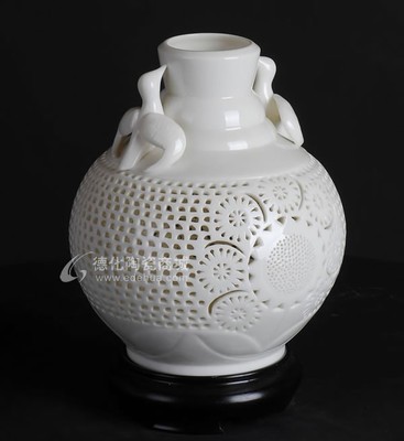 鸟语花香 德化陶瓷工艺品中的家居摆件艺术